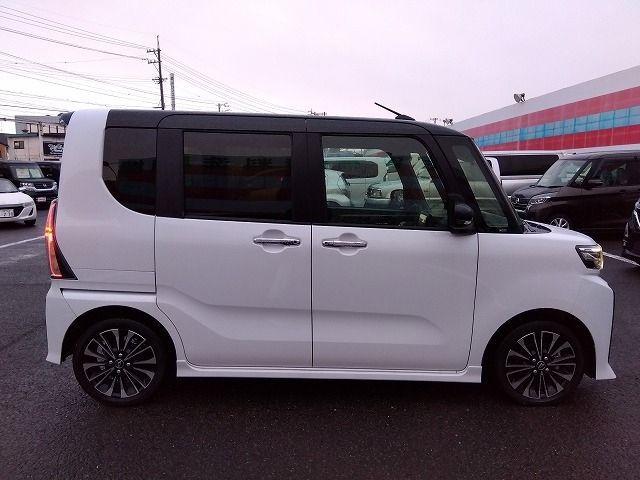 DAIHATSU TANTO CUSTOM 2022