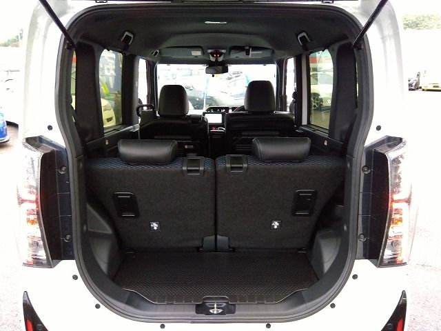 DAIHATSU TANTO CUSTOM 2022