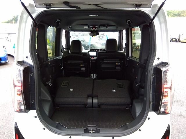 DAIHATSU TANTO CUSTOM 2022