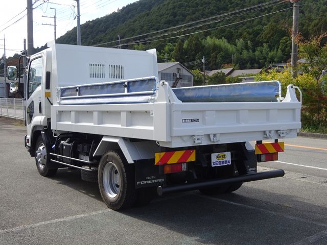 ISUZU FORWARD 2019