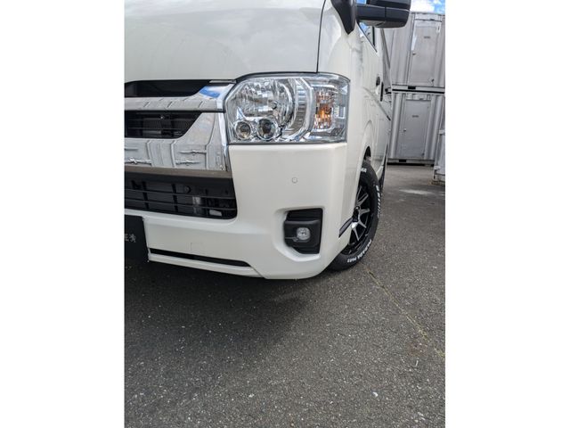 TOYOTA HIACE van 2WD 2025