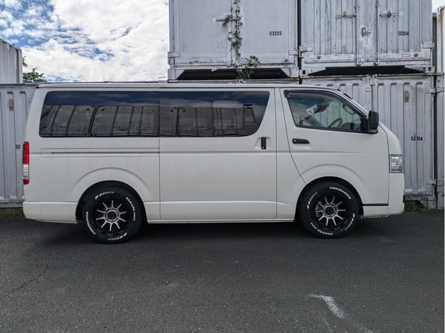 TOYOTA HIACE van 2WD 2025