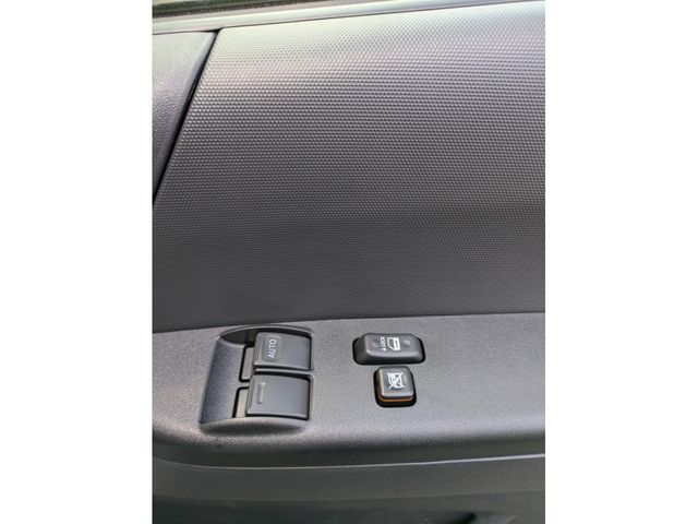 TOYOTA HIACE van 2WD 2025