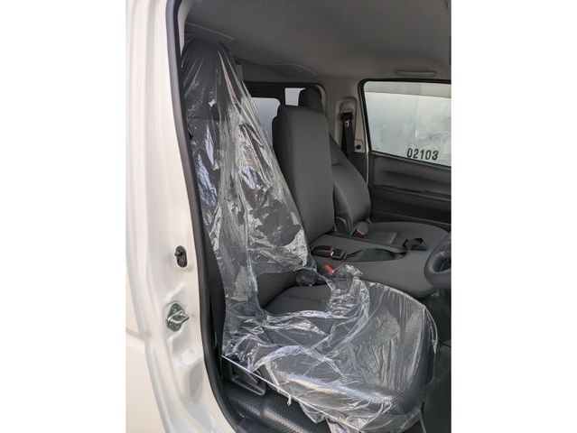 TOYOTA HIACE van 2WD 2025