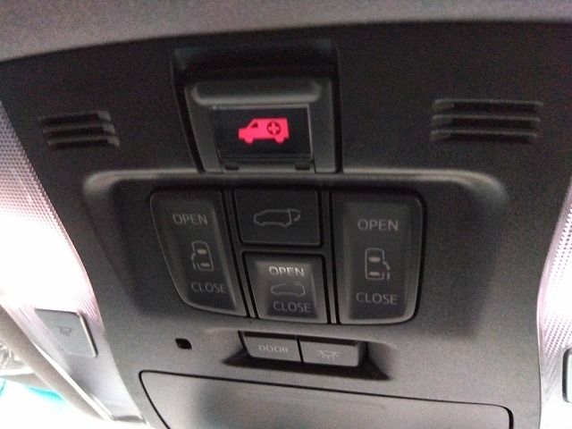 TOYOTA VELLFIRE 2019