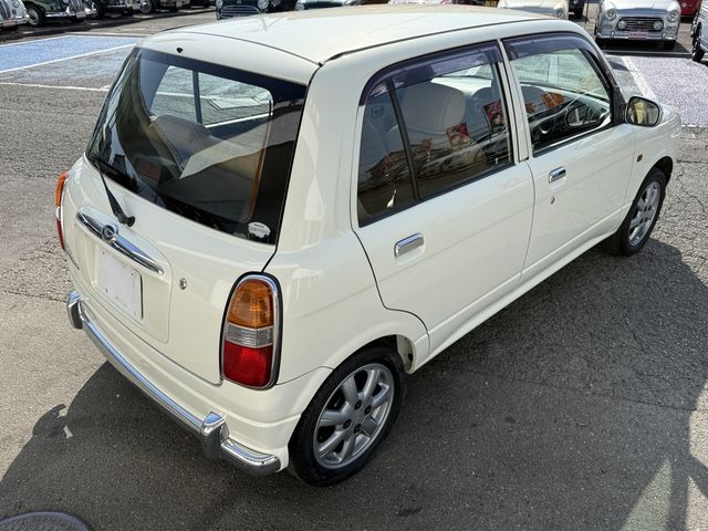 DAIHATSU MIRA GINO 4WD 2004