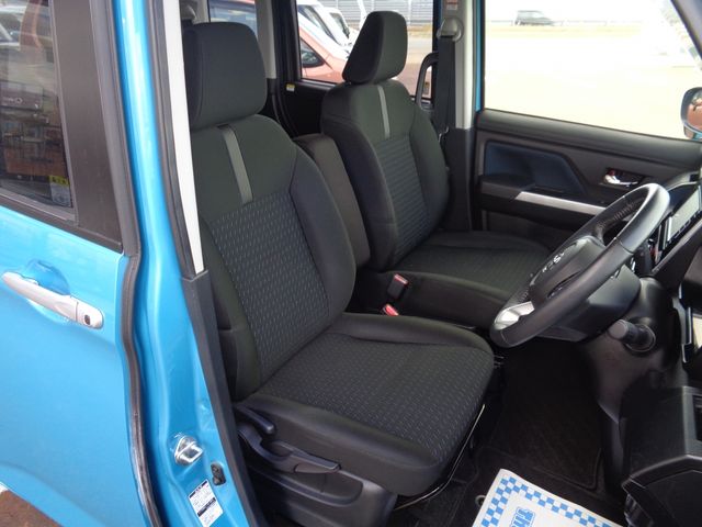 TOYOTA ROOMY 4WD 2020