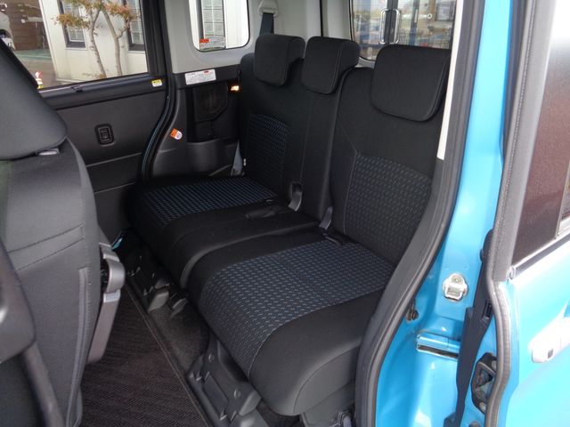 TOYOTA ROOMY 4WD 2020