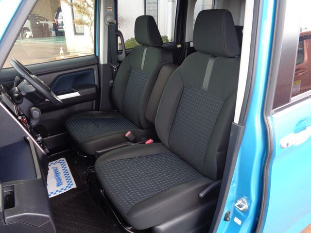 TOYOTA ROOMY 4WD 2020