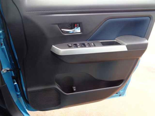 TOYOTA ROOMY 4WD 2020