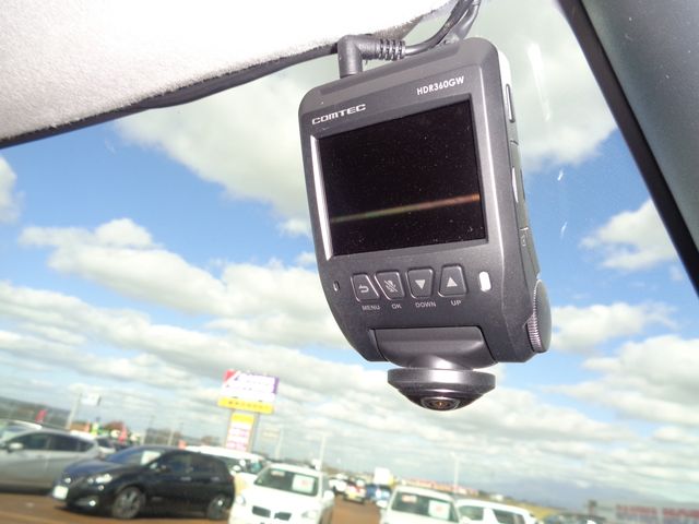 TOYOTA ROOMY 4WD 2020