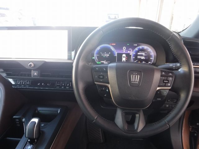 TOYOTA CROWN CROSSOVER 2023