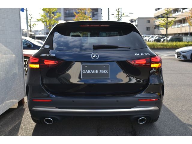 MERCEDES BENZ MERCEDES AMG GLA class 2025