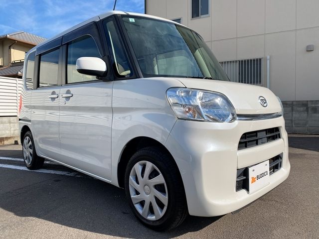 DAIHATSU TANTO 2015
