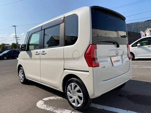 DAIHATSU TANTO 2015