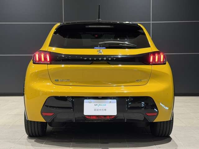 PEUGEOT PEUGEOT e-208 2024