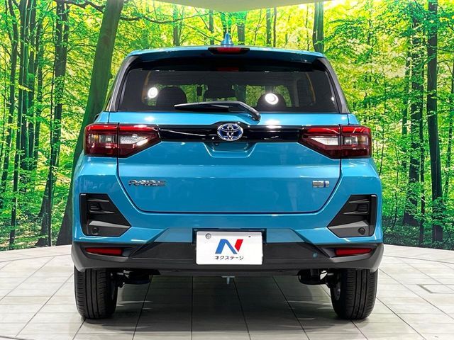 TOYOTA RAIZE HYBRID 2022