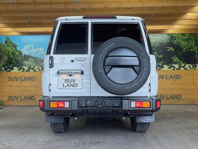 TOYOTA LANDCRUISER 70 2025