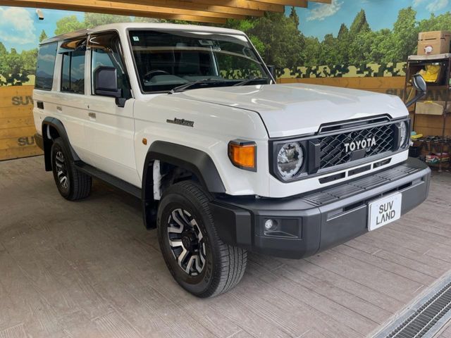 TOYOTA LANDCRUISER 70 2025