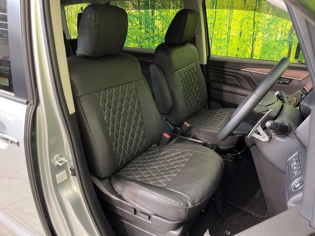 MITSUBISHI DELICA D:5 4WD 2024