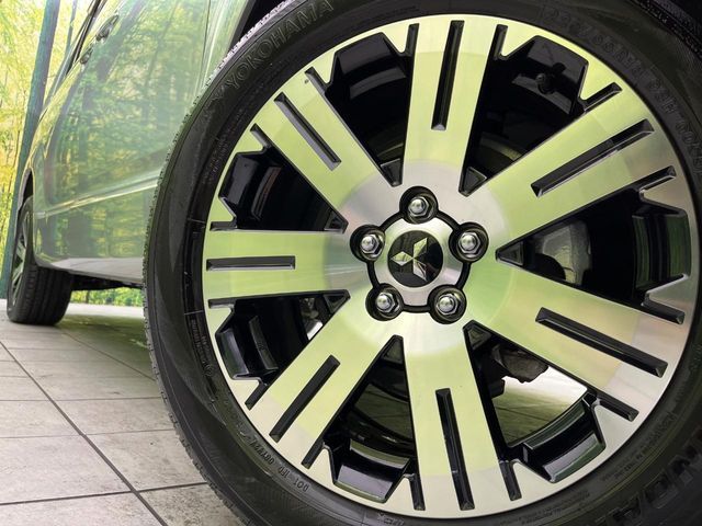 MITSUBISHI DELICA D:5 4WD 2024