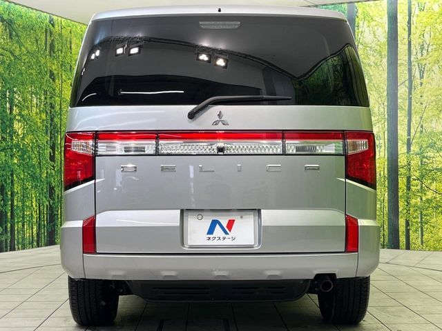 MITSUBISHI DELICA D:5 4WD 2024