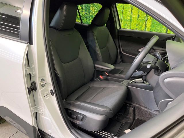 TOYOTA YARIS CROSS 2025