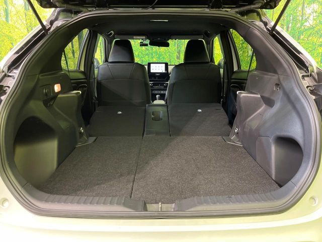 TOYOTA YARIS CROSS 2025