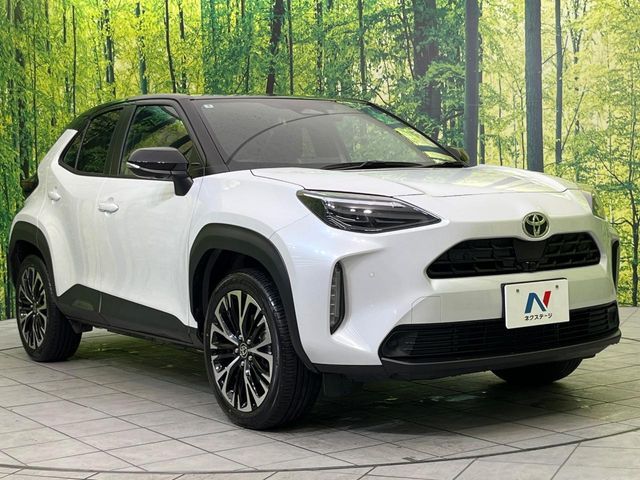 TOYOTA YARIS CROSS 2025