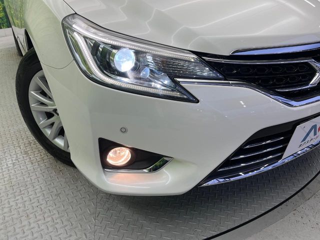 TOYOTA MARK X 2016