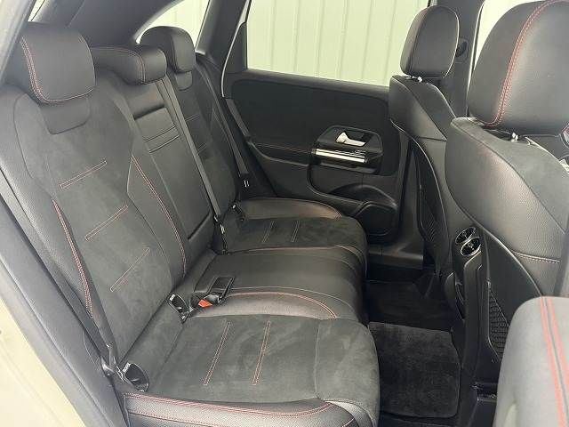 MERCEDES BENZ MERCEDES BENZ B class 2019