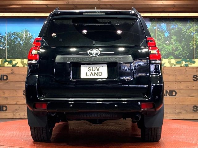 TOYOTA LANDCRUISER PRADO 2023