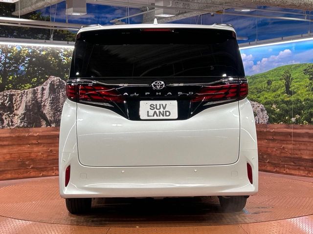TOYOTA ALPHARD 2024