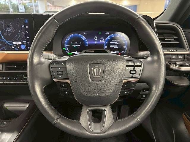 TOYOTA CROWN CROSSOVER 2023