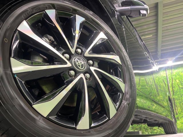 TOYOTA NOAH HYBRID 2024