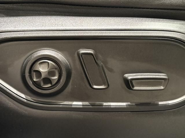 JEEP JEEP GRAND CHEROKEE 2023