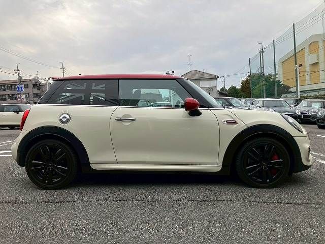 BMW MINI 2018