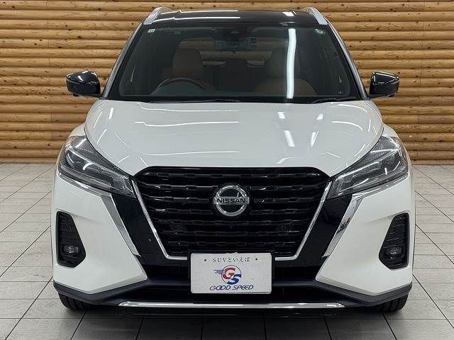 NISSAN KICKS 2020