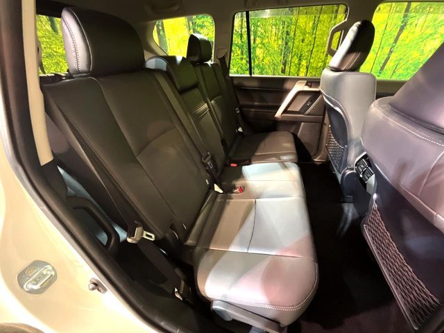 TOYOTA LANDCRUISER PRADO 2022