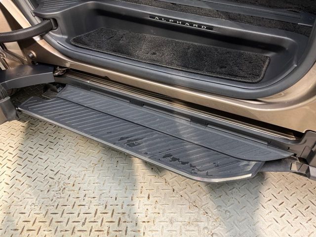 TOYOTA ALPHARD hybrid 2024