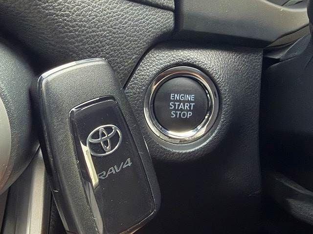 TOYOTA RAV4 4WD 2021