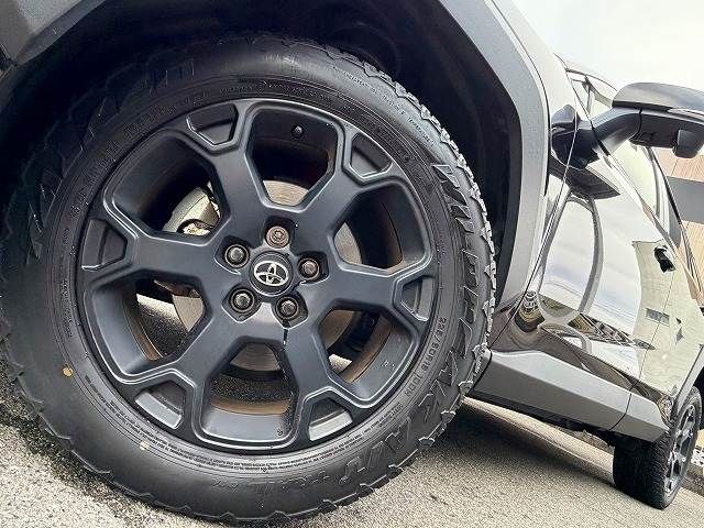 TOYOTA RAV4 4WD 2021