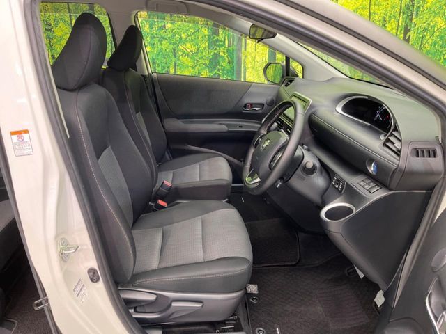 TOYOTA SIENTA HYBRID 2022