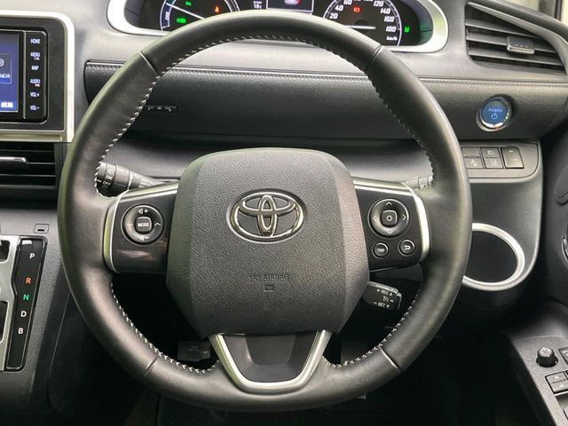 TOYOTA SIENTA HYBRID 2022