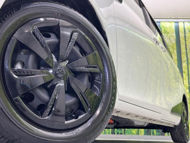 TOYOTA SIENTA HYBRID 2022