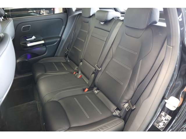 MERCEDES BENZ MERCEDES BENZ GLA class 2025