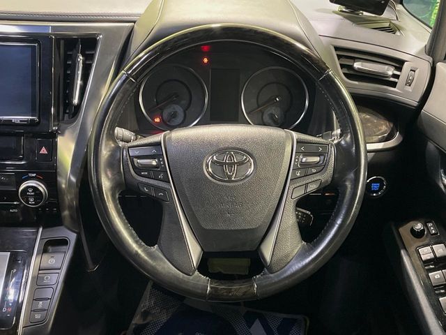 TOYOTA VELLFIRE 2016