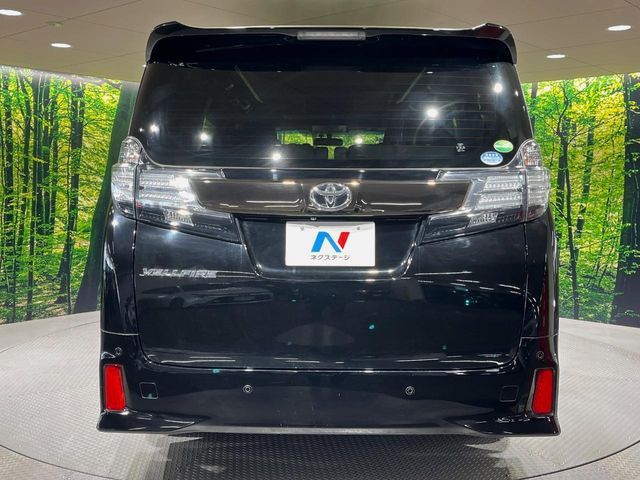 TOYOTA VELLFIRE 2016