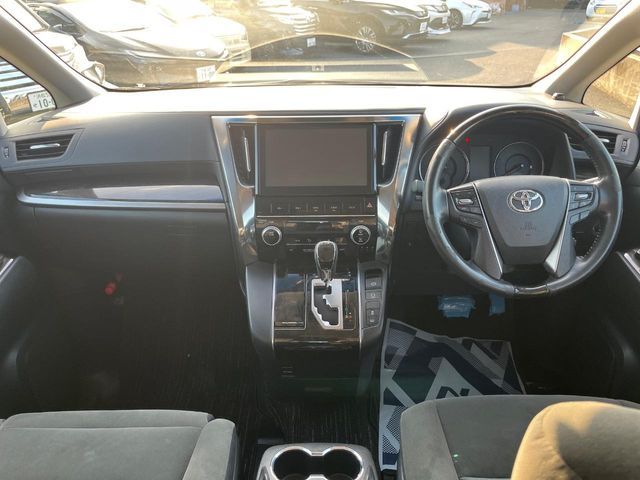 TOYOTA VELLFIRE 2016