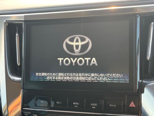 TOYOTA VELLFIRE 2016